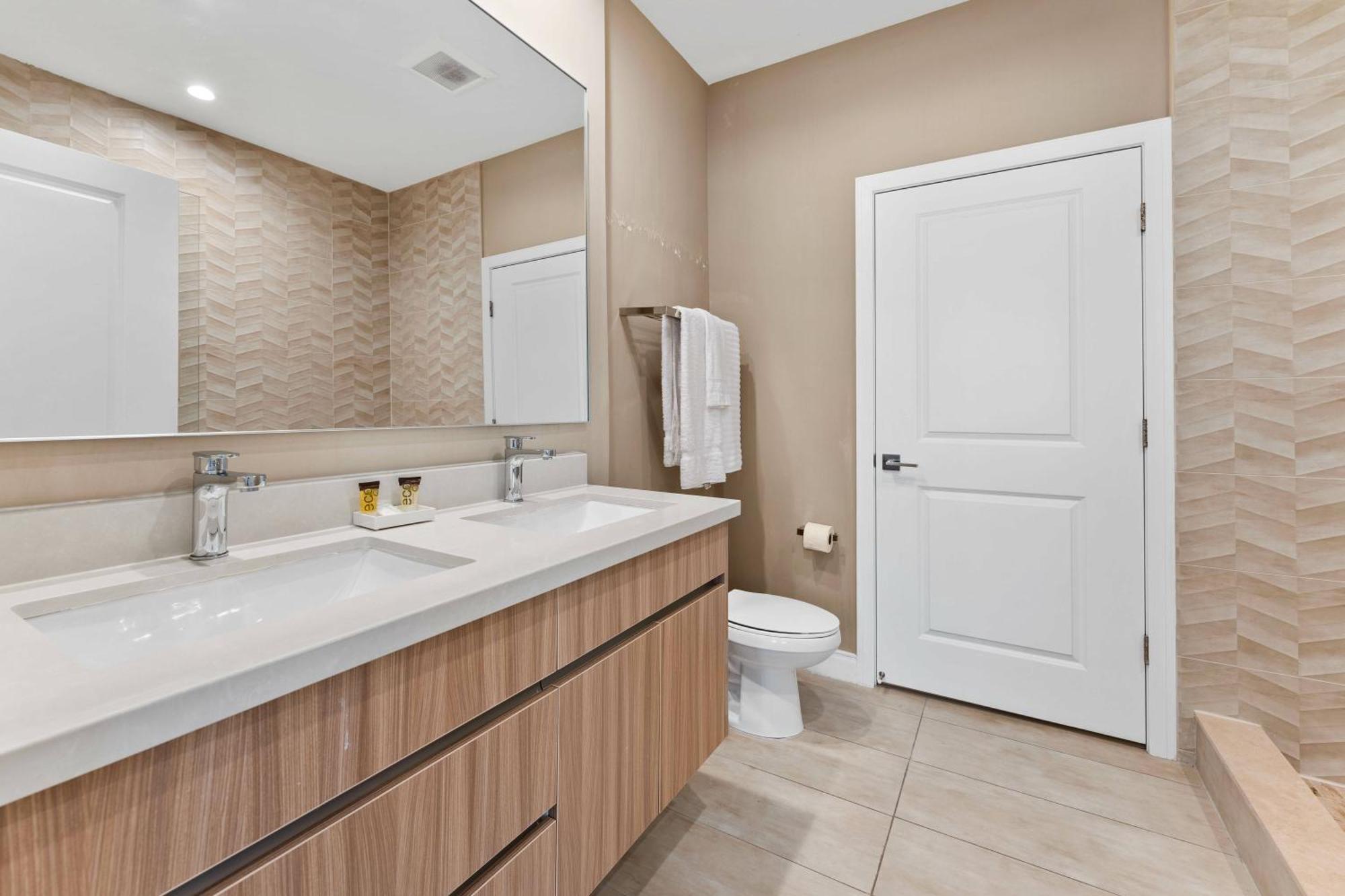 7583 Magic Village Jacuzzi 3 Suites Near 192 And Disney Orlando Esterno foto
